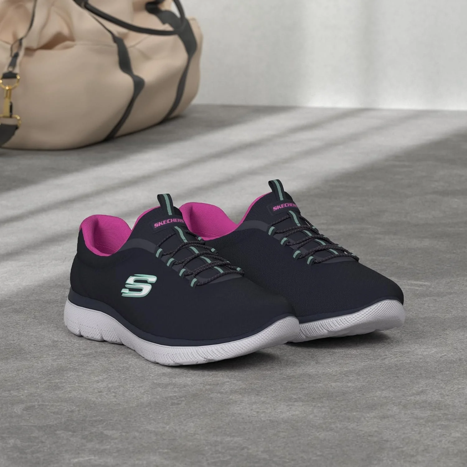 کفش ورزشی زنانه Skechers SUMMITS