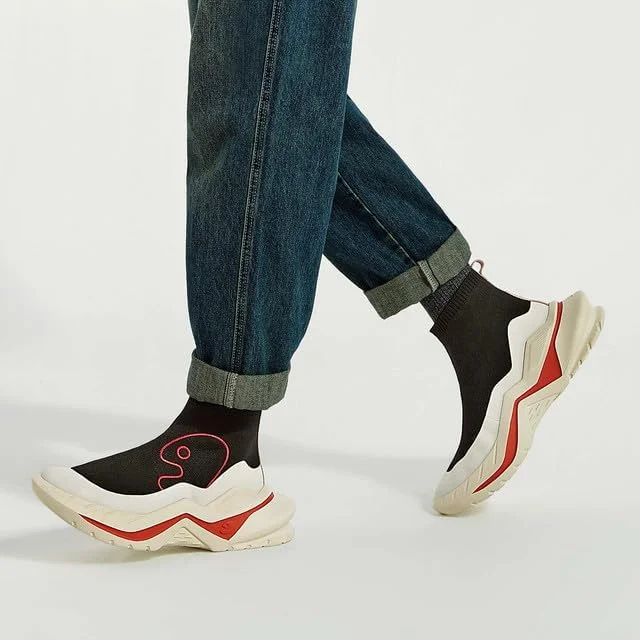 کفش های کتانی مردانه UIN، کفش های پیاده روی غیر رسمی و راحت با طرح های هنری، مناسب برای سفر، مدل چوکا