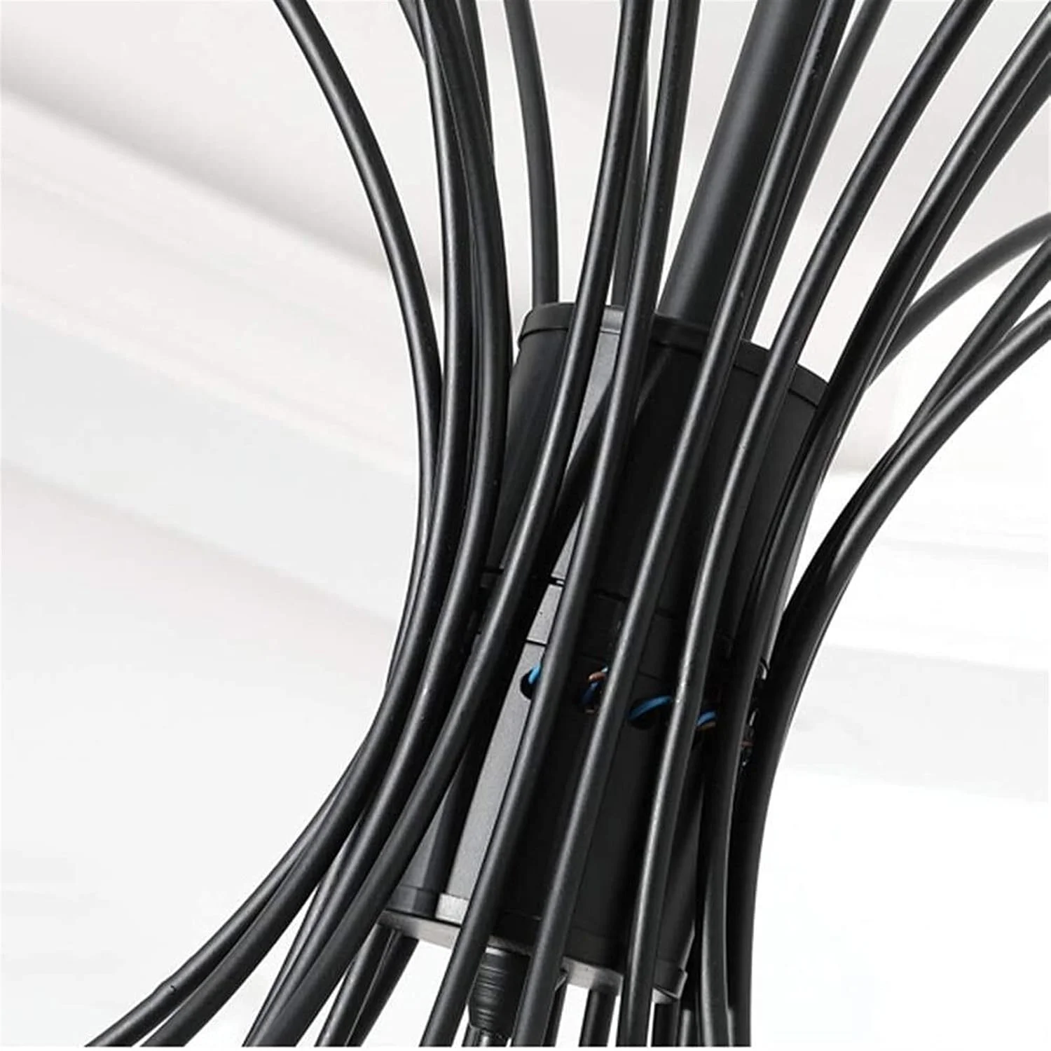 لوستر مدرن و مینیمال، خلاقانه و خاص، جنس کریستال و آهن فرفورژه، ابعاد ۴۸cm*۵۵cm، مناسب اتاق نشیمن، اتاق خواب، غذاخوری، مطالعه، راهرو، ویلا و ایوان با نور گرم لوستر مدرن و مینیمال، خلاقانه و خاص، جنس کریستال و آهن فرفورژه، ابعاد ۴۸cm*۵۵cm، مناسب اتاق نشیمن، اتاق خواب، غذاخوری، مطالعه، راهرو، ویلا و ایوان با نور گرم