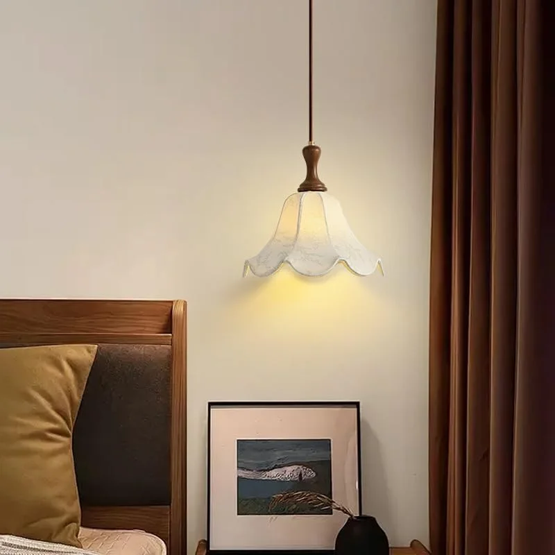 چراغ آویز گلدار به سبک فرانسوی وینتیج - چراغ آویز پارچه ای و چوبی اواسط قرن برای جزیره آشپزخانه، اتاق غذاخوری، نشیمن و اتاق خواب