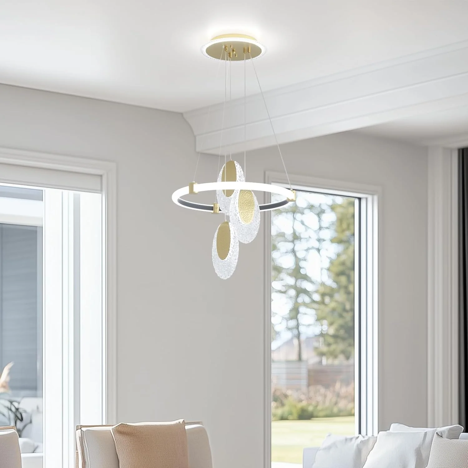 لوسترهای مدرن LED سقفی Wisfor: چراغ آویز کریستالی تک حلقه ای با 3 آویز کریستالی قطره باران، آباژور اکریلیک با 3 رنگ قابل تغییر و ارتفاع قابل تنظیم برای اتاق نشیمن، اتاق غذاخوری