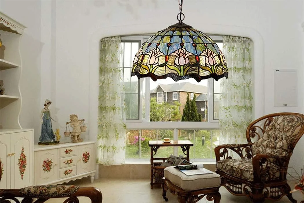 لوستر آویز سبک تیفانی وینتیج 15.7 اینچی با حباب گل لاله شیشه ای رنگی، مناسب اتاق نشیمن و اتاق خواب لوستر آویز سبک تیفانی وینتیج 15.7 اینچی با حباب گل لاله شیشه ای رنگی، مناسب اتاق نشیمن و اتاق خواب