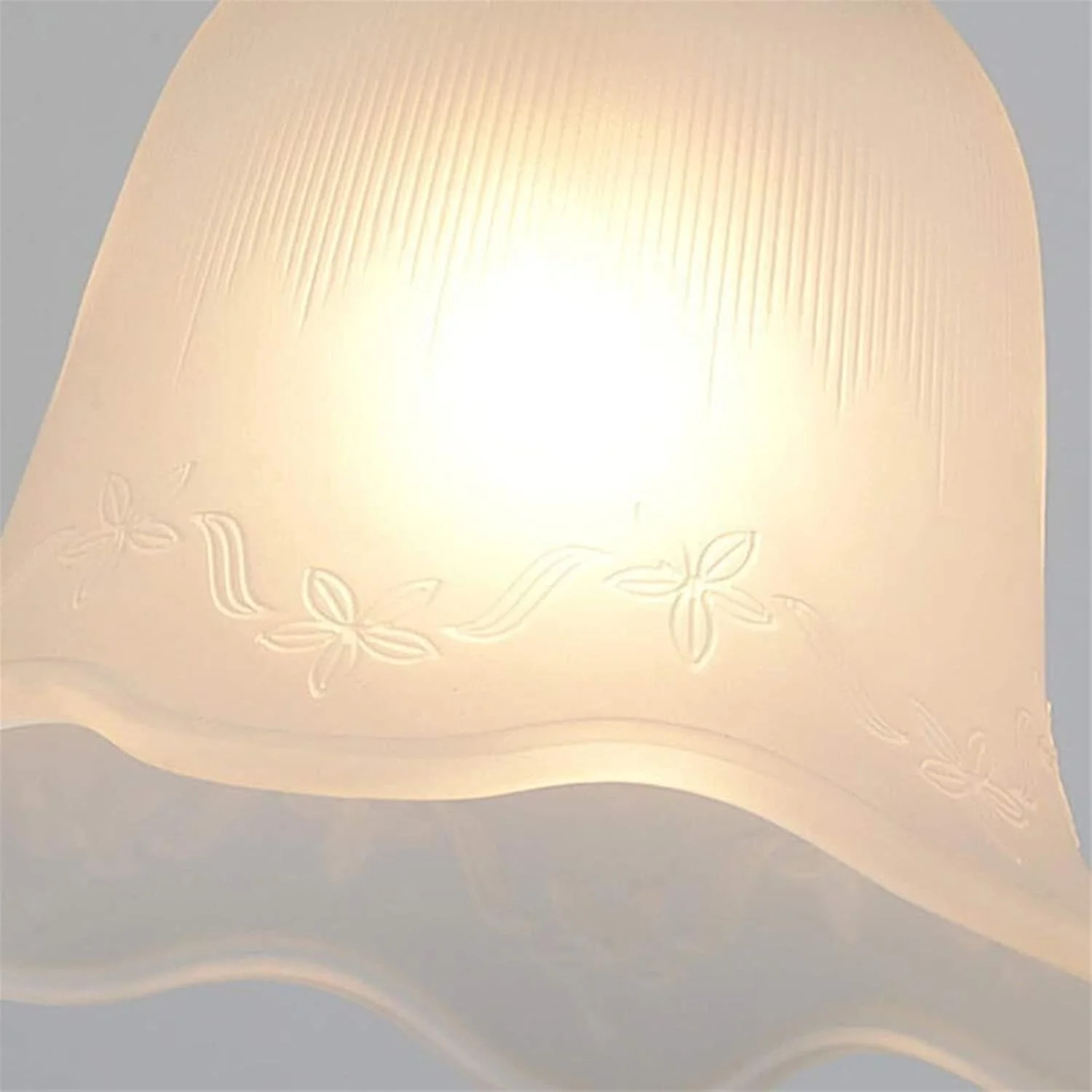 چراغ سقفی مدرن و مینیمال با طراحی هنری از جنس آهن، مناسب اتاق نشیمن، اتاق خواب، بار، ایوان، دارای کلاهک شیشه ای، 3 سر، مشکی، 70X34 سانتی متر، زیبا چراغ سقفی مدرن و مینیمال با طراحی هنری از جنس آهن، مناسب اتاق نشیمن، اتاق خواب، بار، ایوان، دارای کلاهک شیشه ای، 3 سر، مشکی، 70X34 سانتی متر، زیبا