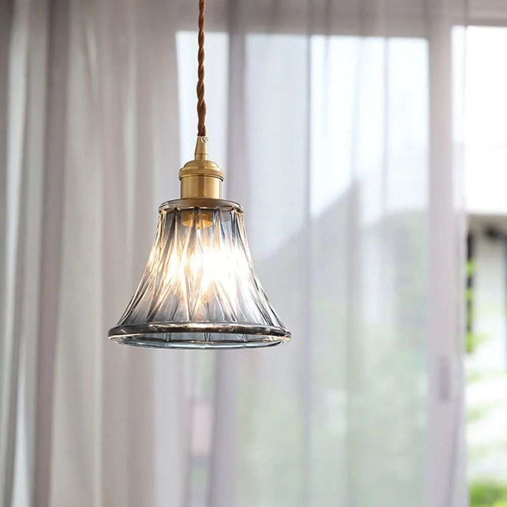 لوستر کوچک برنجی شیشه ای آبی وینتیج، چراغ آویز تک شاخه برای اتاق نشیمن، اتاق غذاخوری، دیوار پس زمینه، دکوراسیون کنار تخت اتاق خواب مطالعه نوردیک، خلاقانه لوستر کوچک برنجی شیشه ای آبی وینتیج، چراغ آویز تک شاخه برای اتاق نشیمن، اتاق غذاخوری، دیوار پس زمینه، دکوراسیون کنار تخت اتاق خواب مطالعه نوردیک، خلاقانه