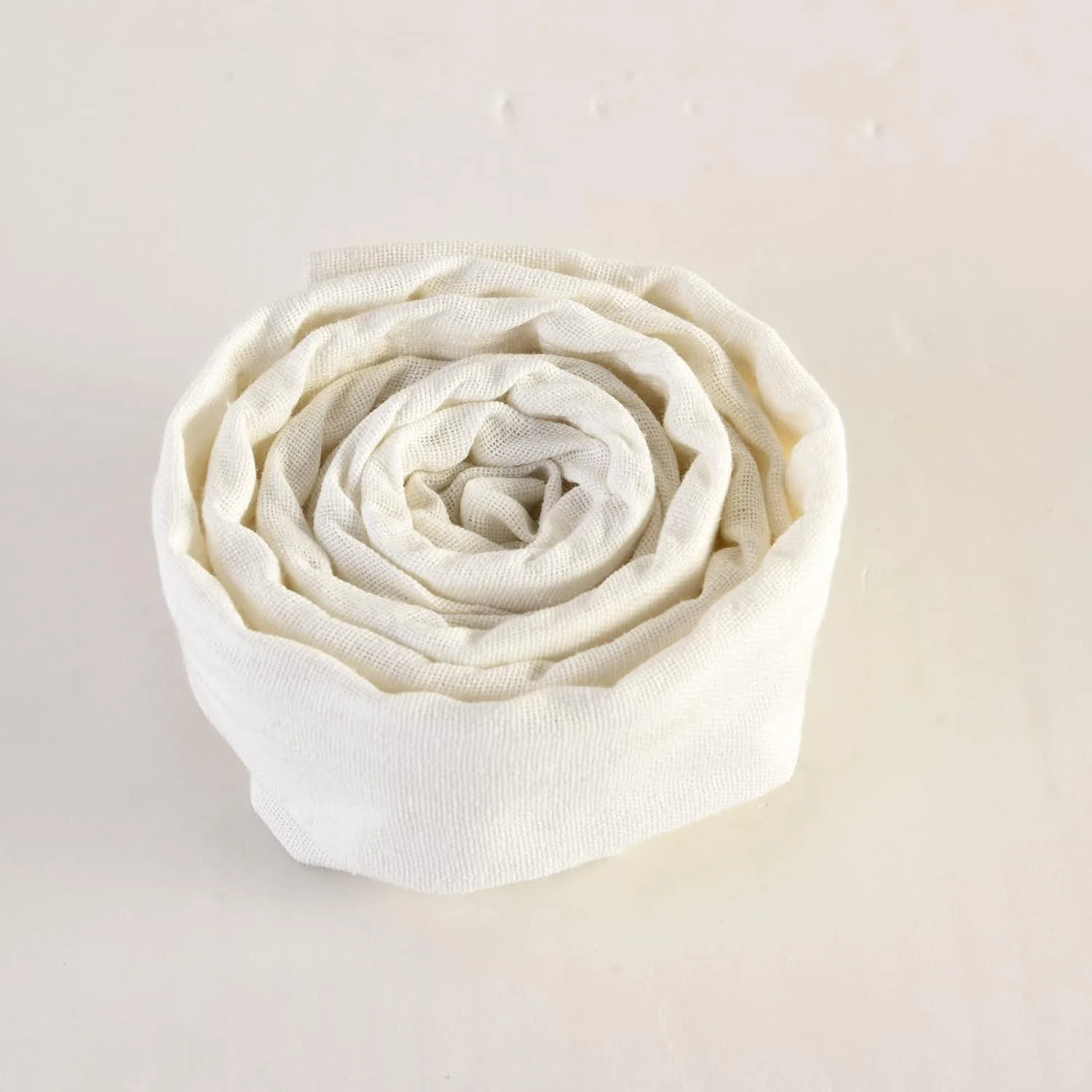 روکش زنجیر لوستر TOUERZO، بسته 2 عددی، مناسب برای سیم برق و روکش زنجیر، طول 1.8 متر، جنس پارچه کتان و لینن، رنگ سفید روکش زنجیر لوستر TOUERZO، بسته 2 عددی، مناسب برای سیم برق و روکش زنجیر، طول 1.8 متر، جنس پارچه کتان و لینن، رنگ سفید