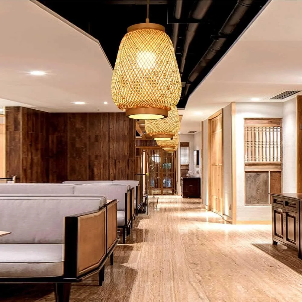 چراغ آویز چایخانه، آباژور دست ساز به سبک آسیای جنوب شرقی، لوسترهای بافته شده بژ، چراغ های سقفی حصیری رستوران، لوستر چراغ آویز چایخانه، آباژور دست ساز به سبک آسیای جنوب شرقی، لوسترهای بافته شده بژ، چراغ های سقفی حصیری رستوران، لوستر