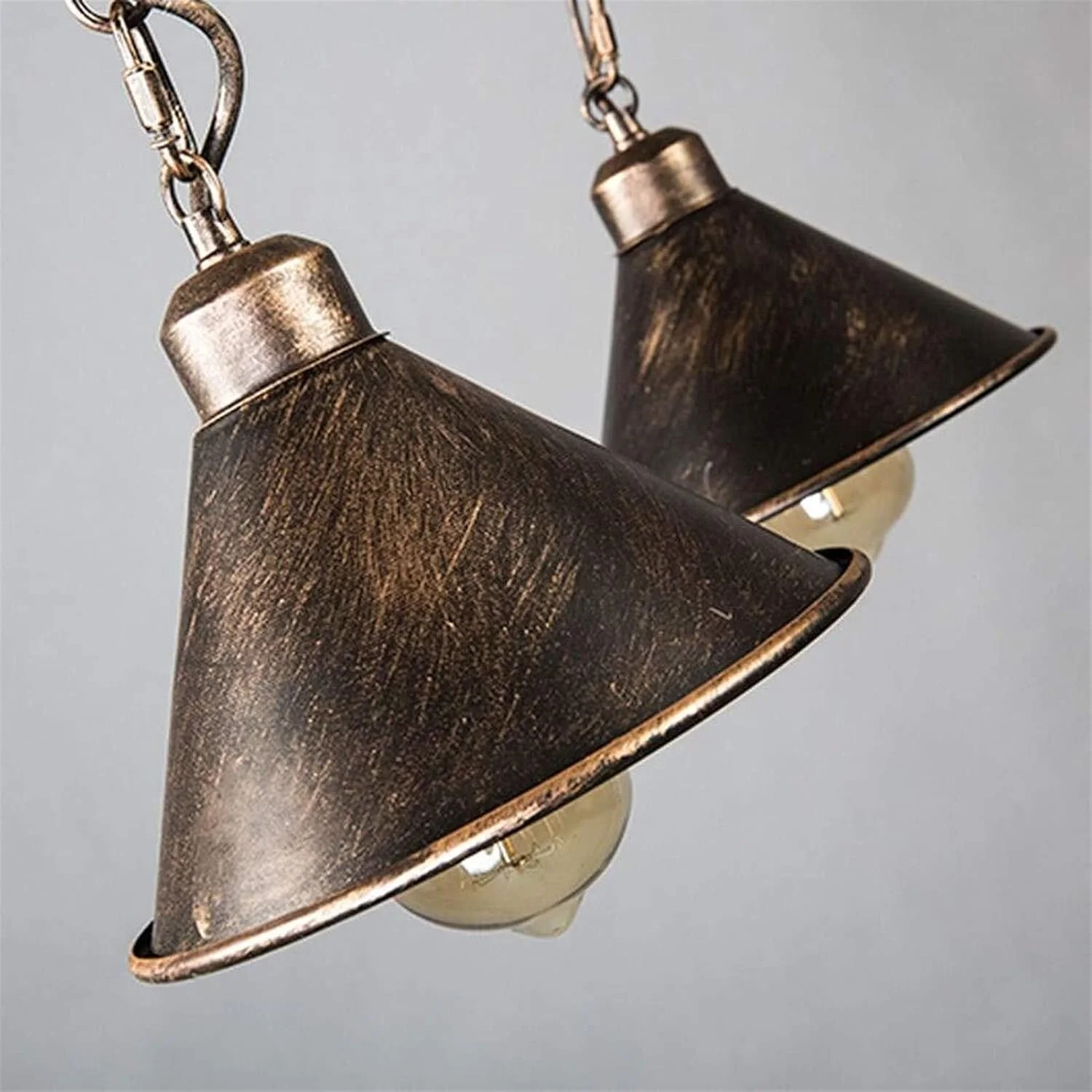 لوستر چند شاخه طرح صنعتی رترو، جنس آهن، مناسب دکوراسیون، طراحی خلاقانه لوله آب، مناسب فروشگاه لباس، کتابفروشی و رستوران لوستر چند شاخه طرح صنعتی رترو، جنس آهن، مناسب دکوراسیون، طراحی خلاقانه لوله آب، مناسب فروشگاه لباس، کتابفروشی و رستوران