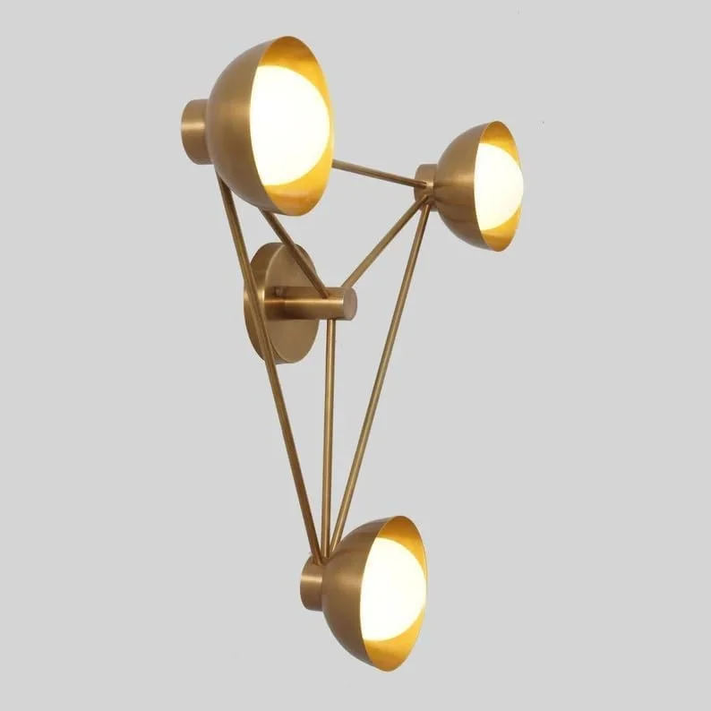 چراغ دیواری/سقفی سه شاخه برنجی مدل اسپوتنیک به سبک اواسط قرن