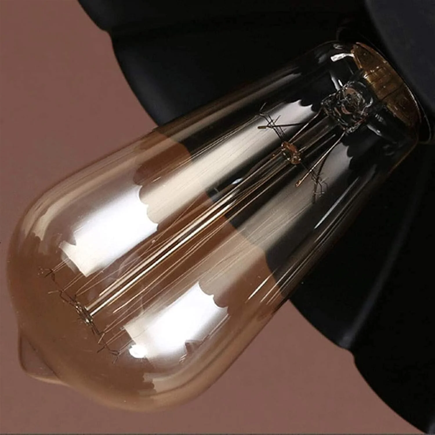 لوستر فرفورژه به سبک صنعتی رترو آمریکایی، لوستر بار کافه اینترنتی با شخصیت خلاقانه، لوستر هنری بار با 2 آباژور شیشه ای، سلیقه عالی