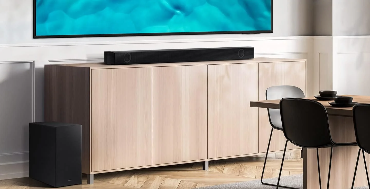 ساندبار سری B سامسونگ، B550، 2.1 کاناله، ساب ووفر، Dolby Audio/DTS Virtual:X، تقویت باس، Adaptive Sound Lite، HW-B550/ZN (نسخه امارات - 2022) ساندبار سری B سامسونگ، B550، 2.1 کاناله، ساب ووفر، Dolby Audio/DTS Virtual:X، تقویت باس، Adaptive Sound Lite، HW-B550/ZN (نسخه امارات - 2022)
