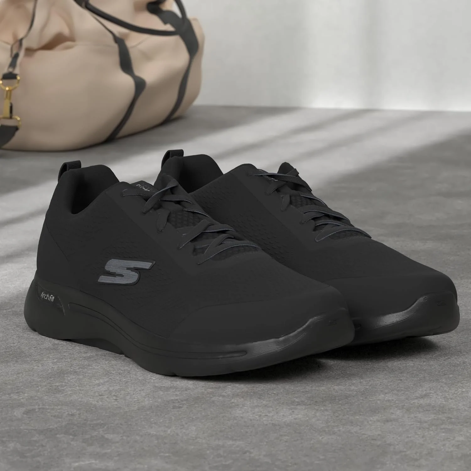 کفش ورزشی پیاده روی مردانه Skechers Gowalk Arch Fit-idyllic با فوم خنک کننده هوا