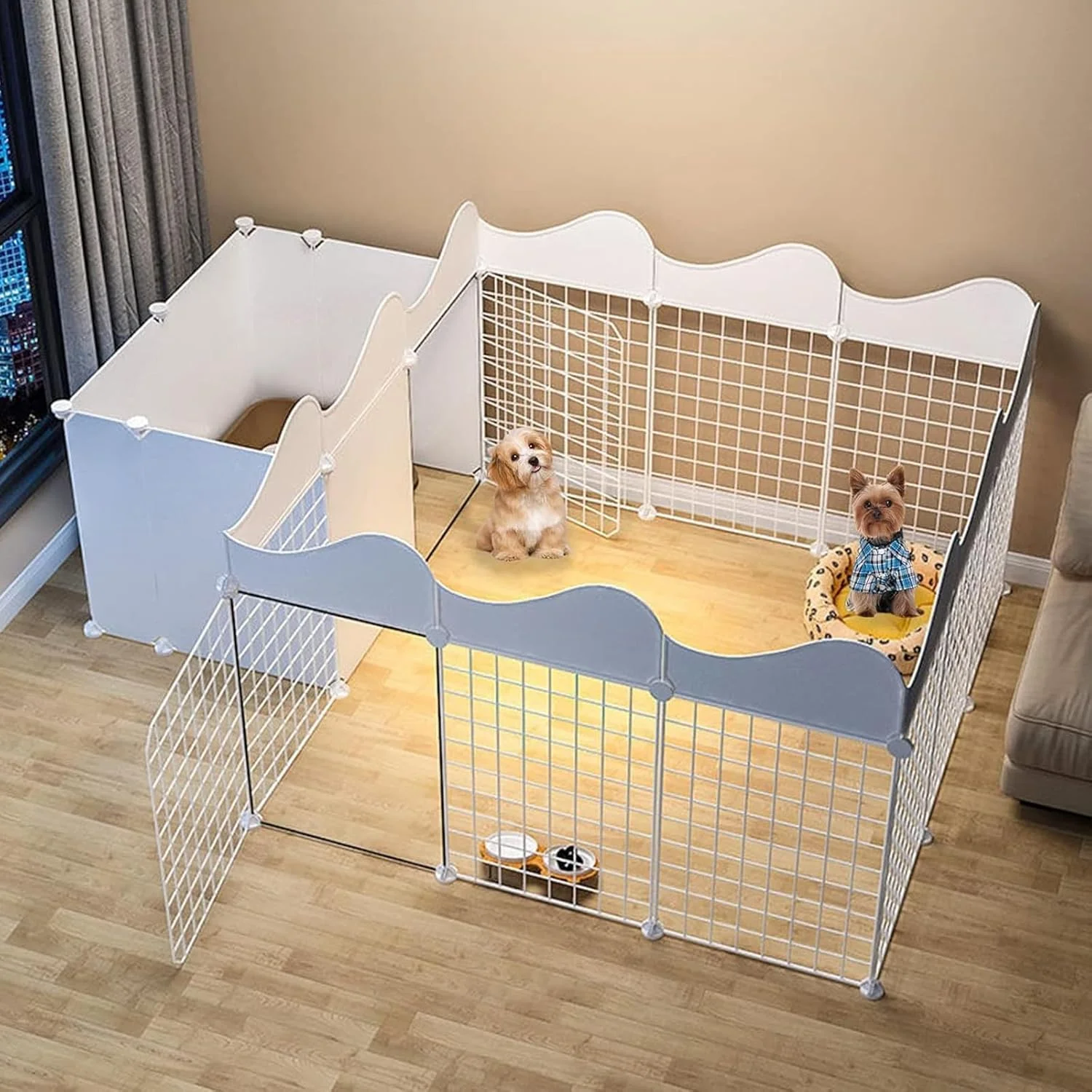 فنس سگ کوچک، محوطه بازی حیوانات خانگی، قفس سیم فلزی حیاط برای حیوانات کوچک، فضای بزرگ، با منطقه آموزش توالت برای سگ، بچه گربه، خرگوش سایز کوچک، سفید، توری