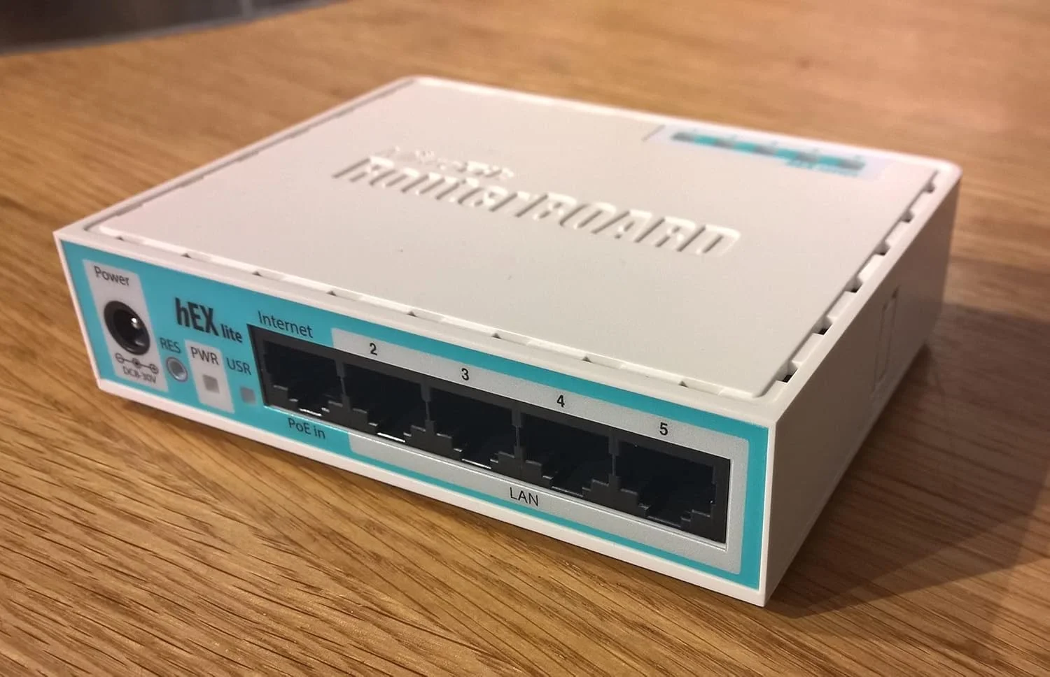 روتربورد MikroTik - RB750Gr3 (hEX) - روترهای پورت اترنت روتربورد MikroTik - RB750Gr3 (hEX) - روترهای پورت اترنت