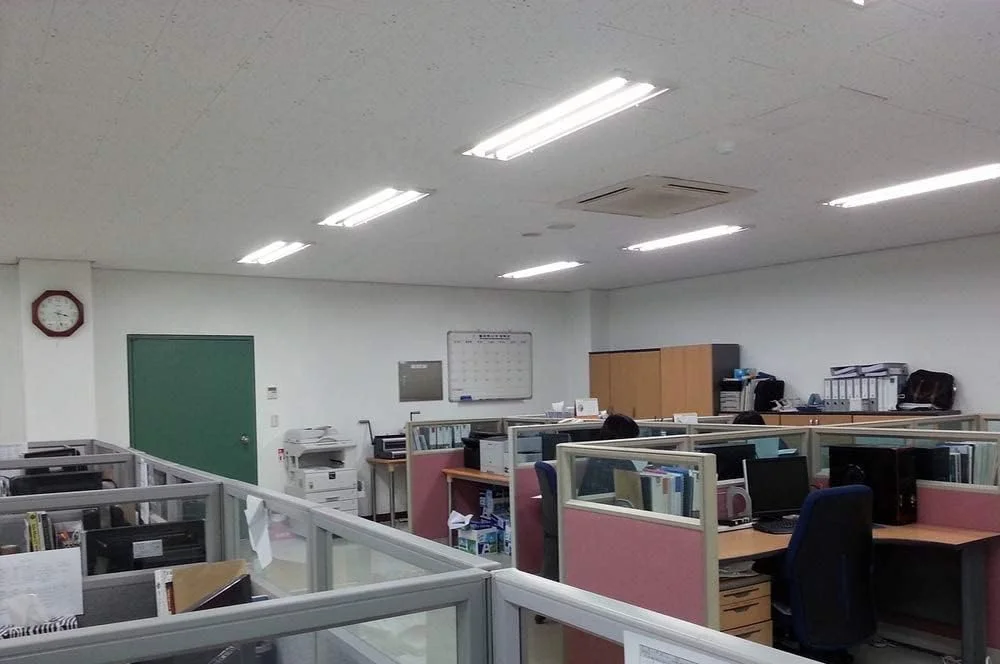 لامپ مهتابی 18 وات اسرام نور سفید سرد لامپ مهتابی 18 وات اسرام نور سفید سرد