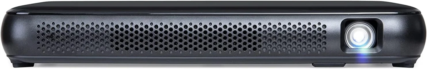 پروژکتور باتری خور 1080p Miroir M600، ارائه های حرفه ای را با فناوری USB-C و طراحی شیک تجربه کنید، که آن را برای ارتقای ارائه های تجاری به سطح بعدی عالی می کند.