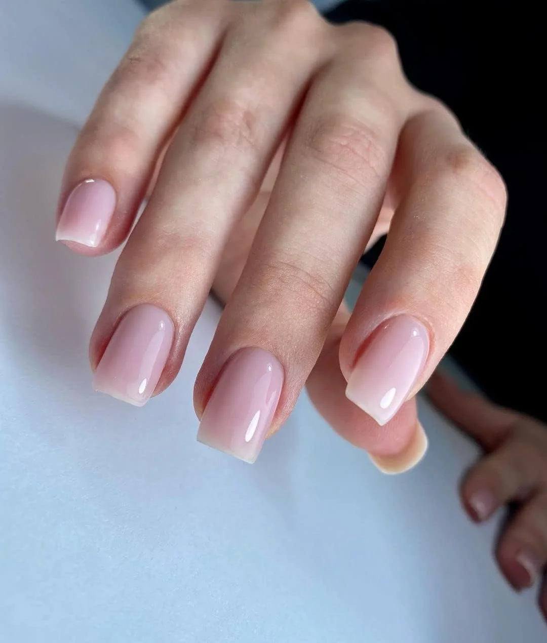 ژل بیس کاور لاستیکی الاستیک این.هایپ. قابل خشک شدن با UV/LED. پوشش اصلاح کننده با چسبندگی بیشتر. Soak Off (صورتی ملایم) ژل بیس کاور لاستیکی الاستیک این.هایپ. قابل خشک شدن با UV/LED. پوشش اصلاح کننده با چسبندگی بیشتر. Soak Off (صورتی ملایم)