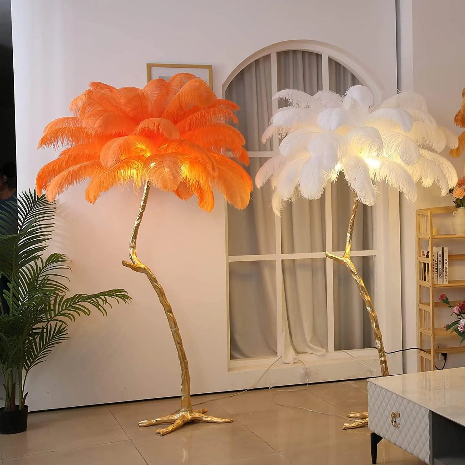 چراغ ایستاده پر شترمرغ، چراغ های کف پر، چراغ ایستاده با بدنه رزین نقره ای و پر شترمرغ طبیعی، چراغ های پر با قابلیت تنظیم نور در 3 رنگ با سوئیچ پایی، لامپ ال ای دی E14، آبی چراغ ایستاده پر شترمرغ، چراغ های کف پر، چراغ ایستاده با بدنه رزین نقره ای و پر شترمرغ طبیعی، چراغ های پر با قابلیت تنظیم نور در 3 رنگ با سوئیچ پایی، لامپ ال ای دی E14، آبی