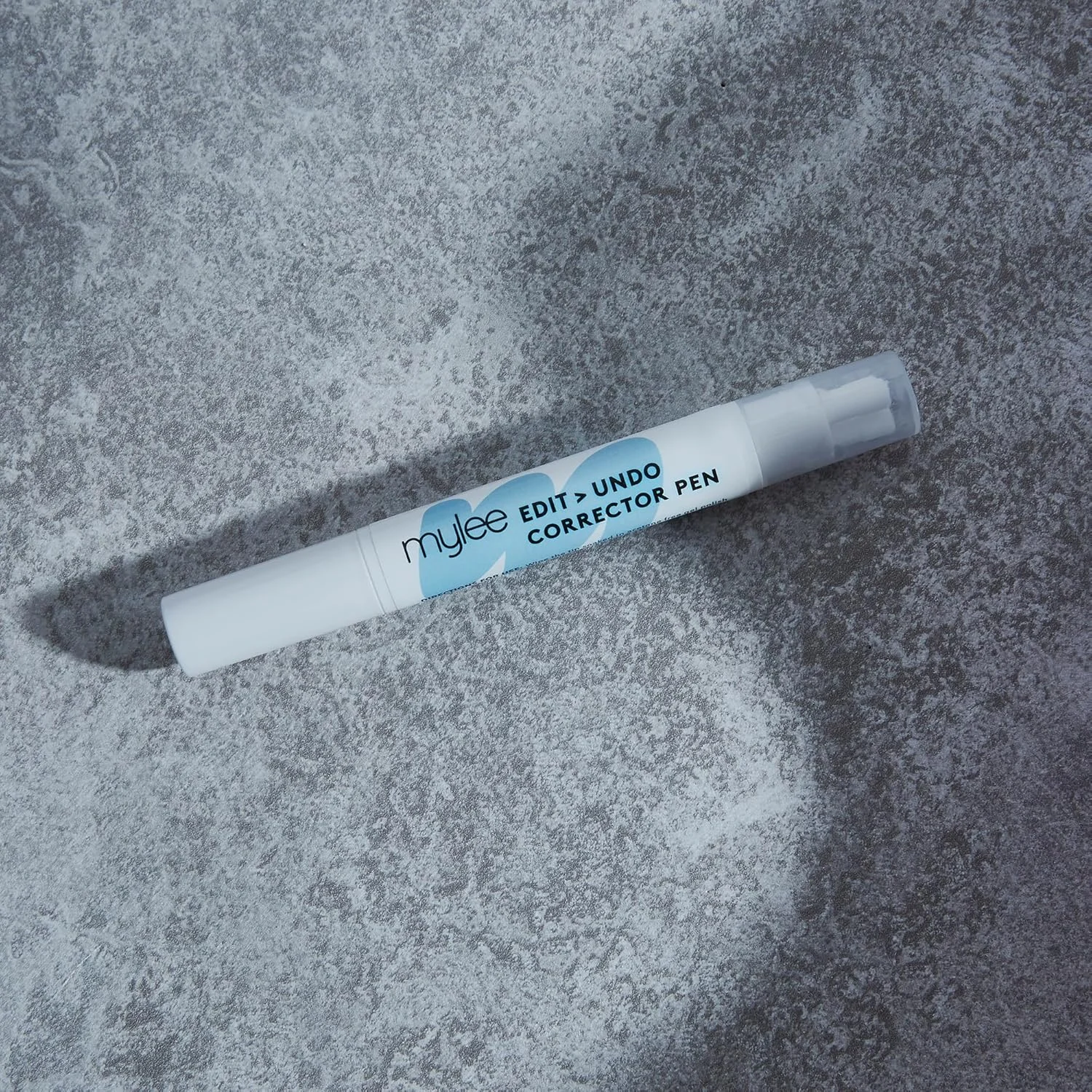 قلم اصلاح لاک ناخن قابل استفاده مجدد مایلی - مانیکور بی نقص برای همه - پاک کننده بدون استون به همراه نوک های جایگزین و نتایج عالی قلم اصلاح لاک ناخن قابل استفاده مجدد مایلی - مانیکور بی نقص برای همه - پاک کننده بدون استون به همراه نوک های جایگزین و نتایج عالی