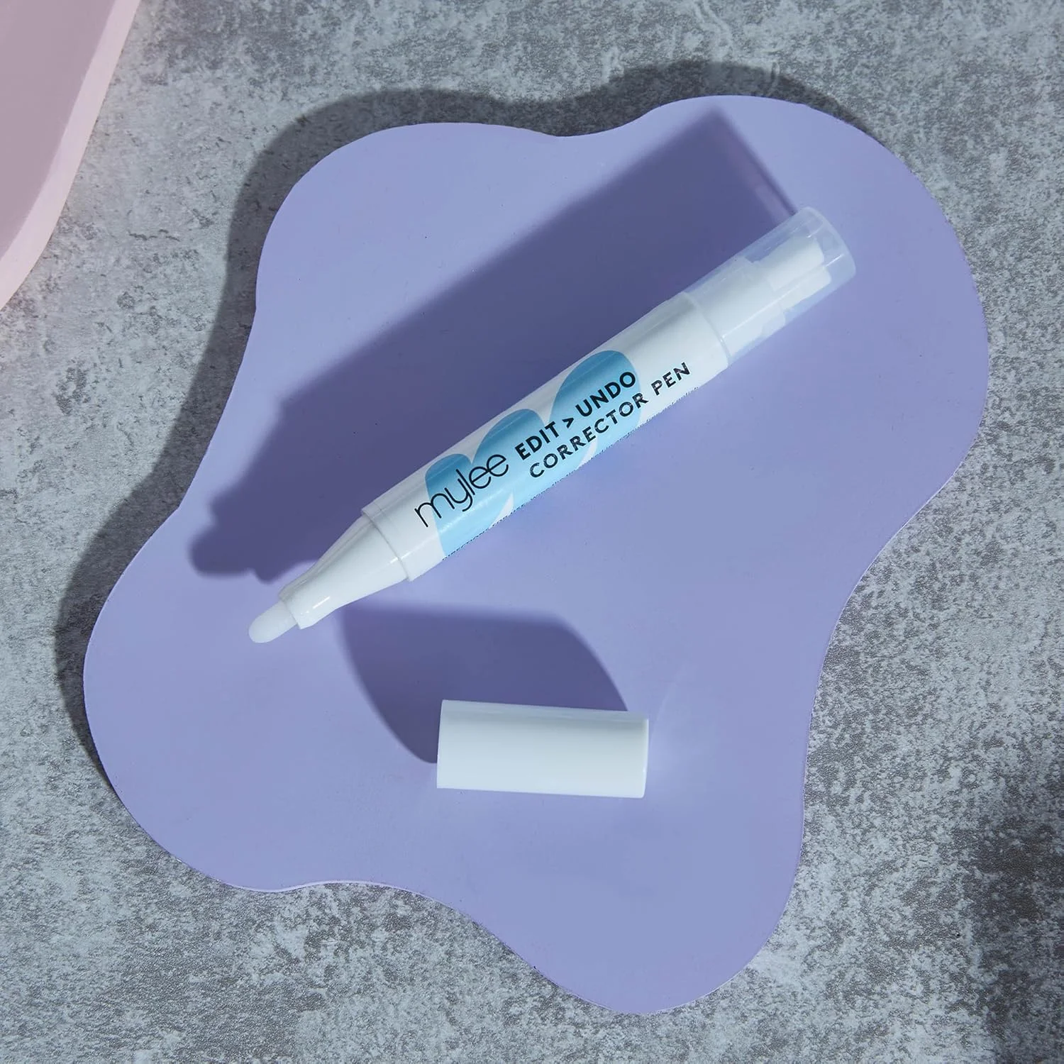 قلم اصلاح لاک ناخن قابل استفاده مجدد مایلی - مانیکور بی نقص برای همه - پاک کننده بدون استون به همراه نوک های جایگزین و نتایج عالی قلم اصلاح لاک ناخن قابل استفاده مجدد مایلی - مانیکور بی نقص برای همه - پاک کننده بدون استون به همراه نوک های جایگزین و نتایج عالی