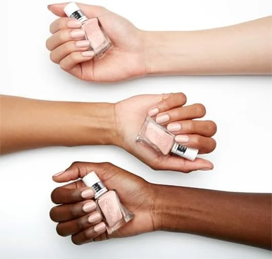 کیت لاک ناخن ژلی با ماندگاری طولانی Essie Couture، صورتی کالباسی ملایم، Fairy Tailor + پوشش نهایی، 13.5 میلی لیتر کیت لاک ناخن ژلی با ماندگاری طولانی Essie Couture، صورتی کالباسی ملایم، Fairy Tailor + پوشش نهایی، 13.5 میلی لیتر