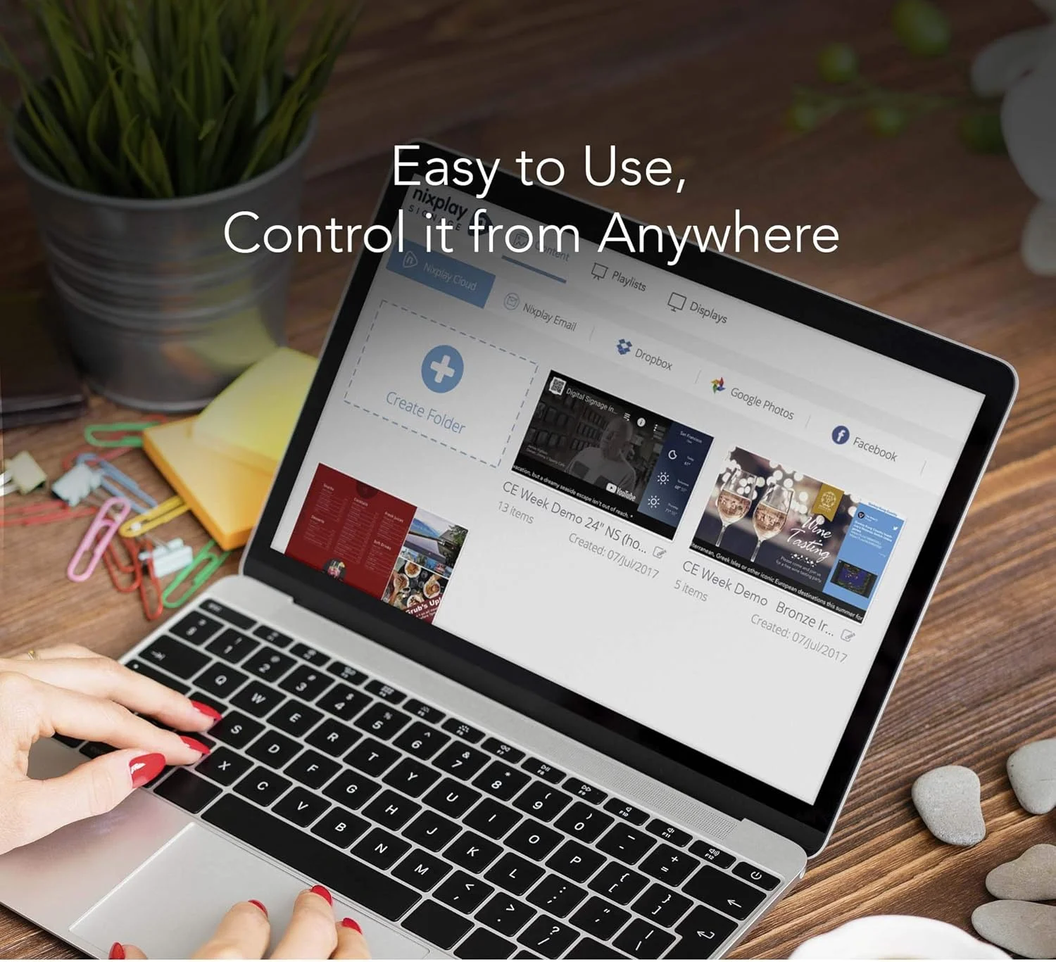 دستگاه پخش کننده Nixplay Signage - پخش کننده رسانه تلویزیون دیجیتال ساینیج. هر مانیتور دارای HDMI را به یک صفحه نمایش دیجیتال ساینیج تبدیل کنید.