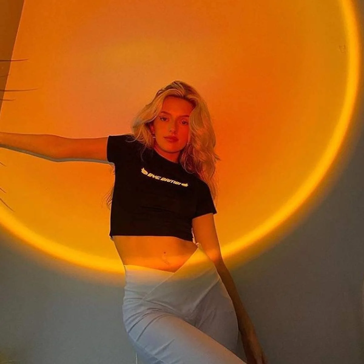 چراغ پروژکتور غروب خورشید Mydethun - چرخش 180 درجه - پروژکتور چراغ خواب با کابل USB - پایه ایستاده - نور رمانتیک برای خانه، اتاق نشیمن، مهمانی و دکور اتاق خواب (قرمز غروب) چراغ پروژکتور غروب خورشید Mydethun - چرخش 180 درجه - پروژکتور چراغ خواب با کابل USB - پایه ایستاده - نور رمانتیک برای خانه، اتاق نشیمن، مهمانی و دکور اتاق خواب (قرمز غروب)