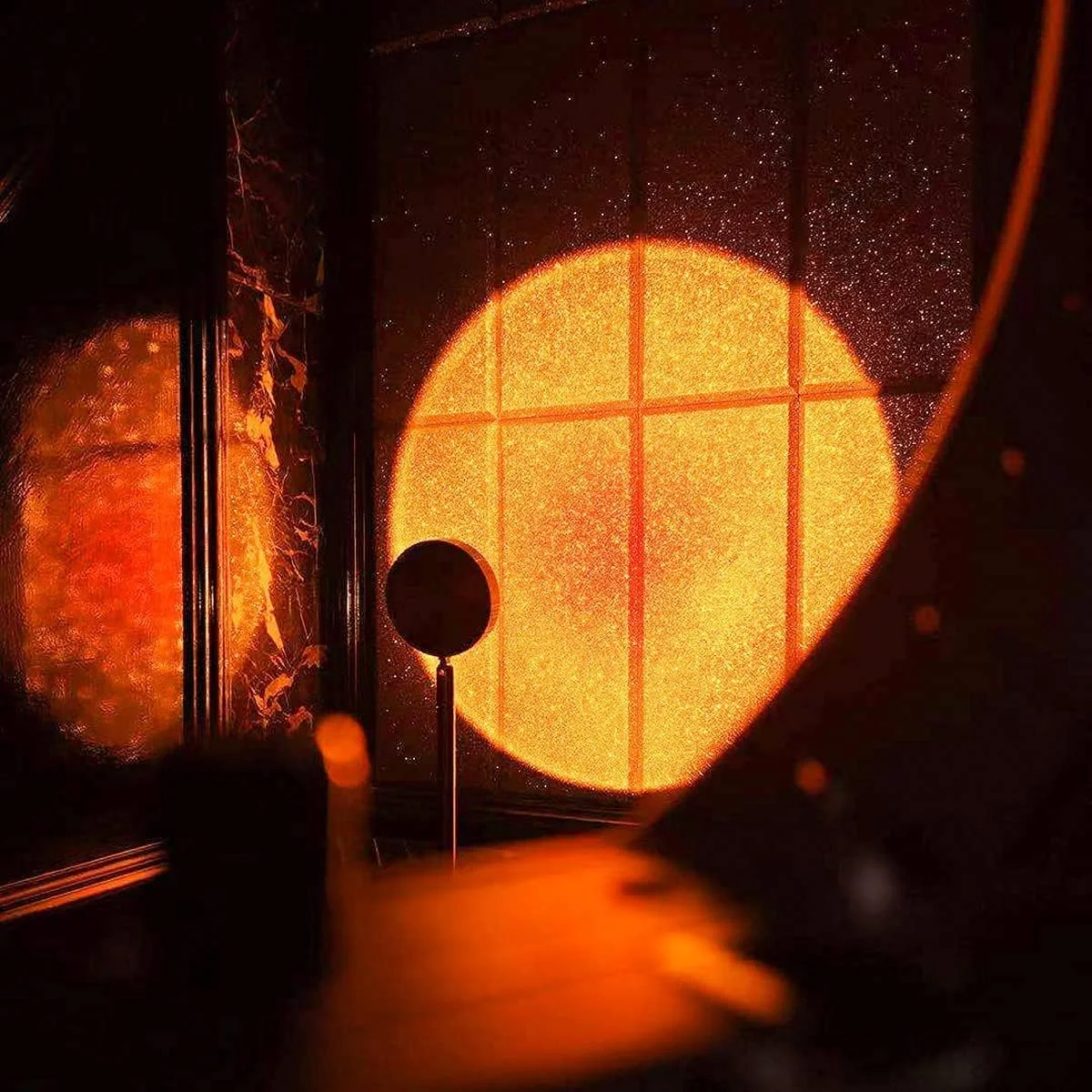 چراغ پروژکتور غروب خورشید Mydethun - چرخش 180 درجه - پروژکتور چراغ خواب با کابل USB - پایه ایستاده - نور رمانتیک برای خانه، اتاق نشیمن، مهمانی و دکور اتاق خواب (قرمز غروب) چراغ پروژکتور غروب خورشید Mydethun - چرخش 180 درجه - پروژکتور چراغ خواب با کابل USB - پایه ایستاده - نور رمانتیک برای خانه، اتاق نشیمن، مهمانی و دکور اتاق خواب (قرمز غروب)