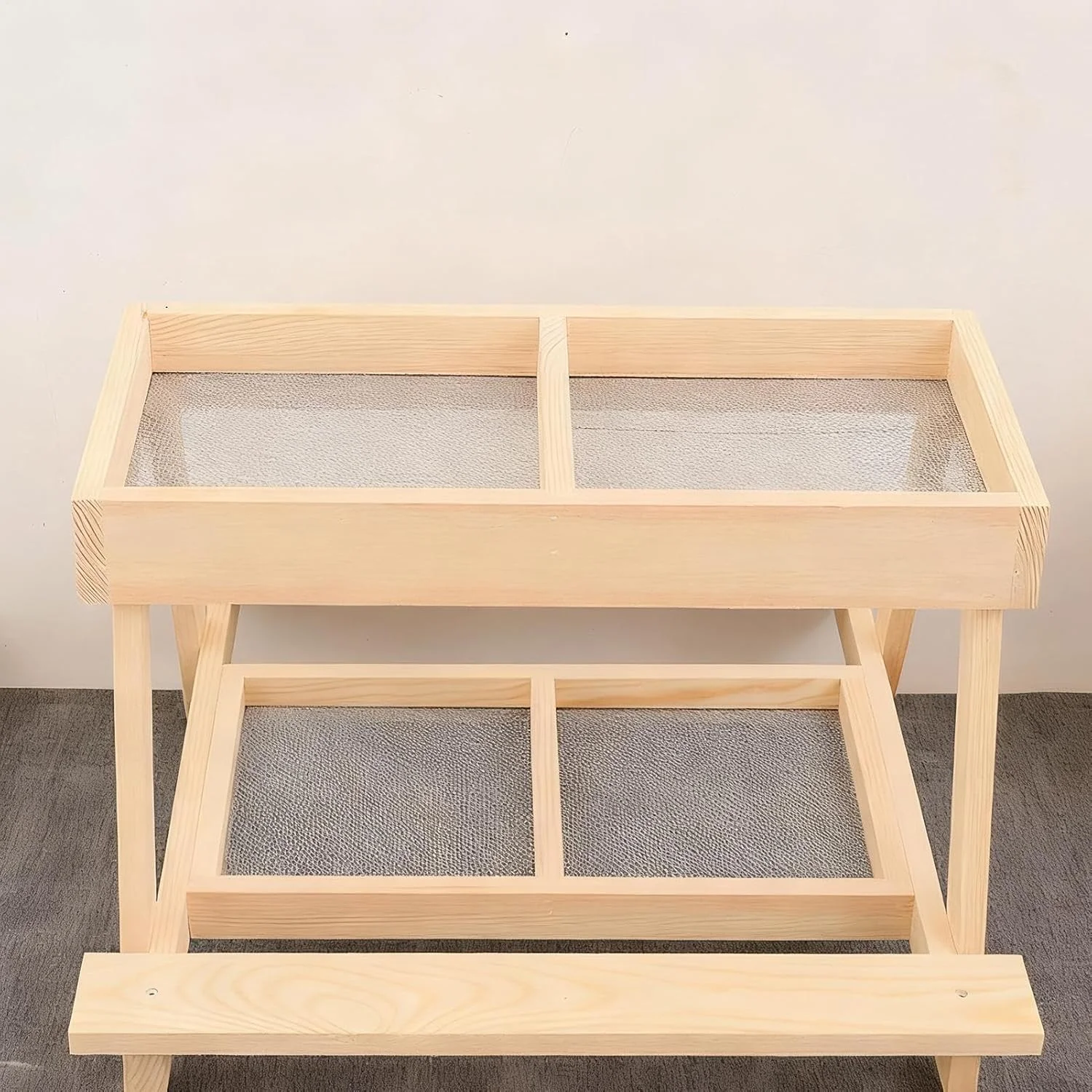 میز پیک نیک مرغ، میز دو طبقه، فیدر غذای چوبی دست ساز مرغ با 4 قسمت، برای طیور، اردک، بوقلمون، پرندگان وحشی، سنجاب ها میز پیک نیک مرغ، میز دو طبقه، فیدر غذای چوبی دست ساز مرغ با 4 قسمت، برای طیور، اردک، بوقلمون، پرندگان وحشی، سنجاب ها