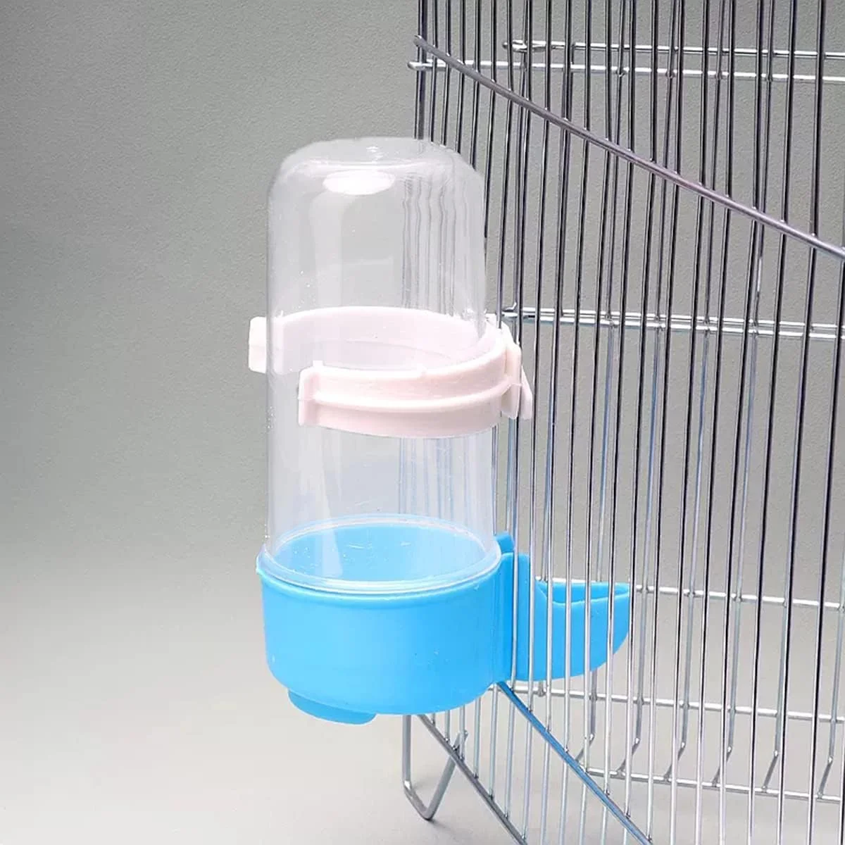 آبخوری پرنده یامی بوبو 240 میلی لیتری، آبخوری پرنده، قفس پرنده آویز اتوماتیک 2 عدد در هر ست آبخوری پرنده یامی بوبو 240 میلی لیتری، آبخوری پرنده، قفس پرنده آویز اتوماتیک 2 عدد در هر ست