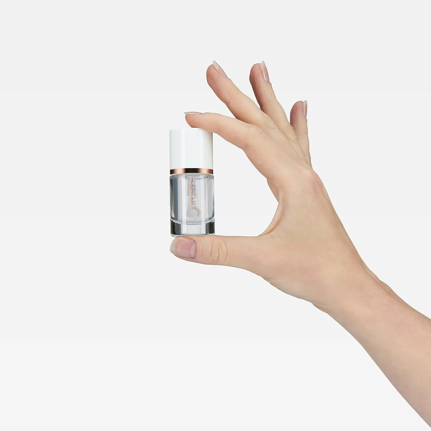 مینرال فیوژن، لاک ناخن رویه مقاوم در برابر لب پر شدن مینرال فیوژن، لاک ناخن رویه مقاوم در برابر لب پر شدن