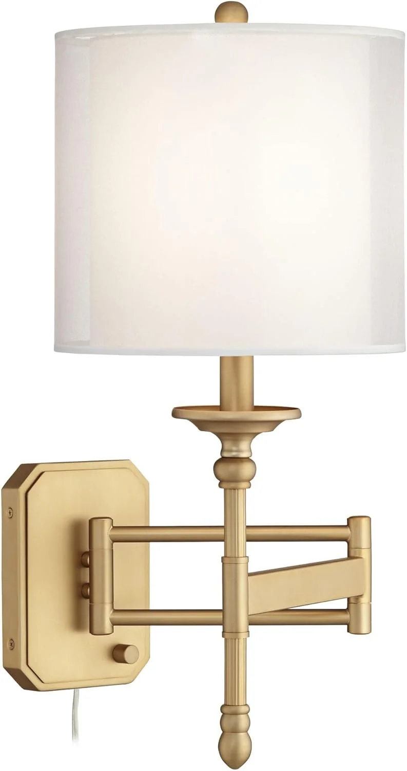 چراغ دیواری مدرن شاخه ای با روکش برنجی عتیقه گرم، دارای شید ارگانزا بیرونی و شید سفید داخلی مناسب اتاق خواب