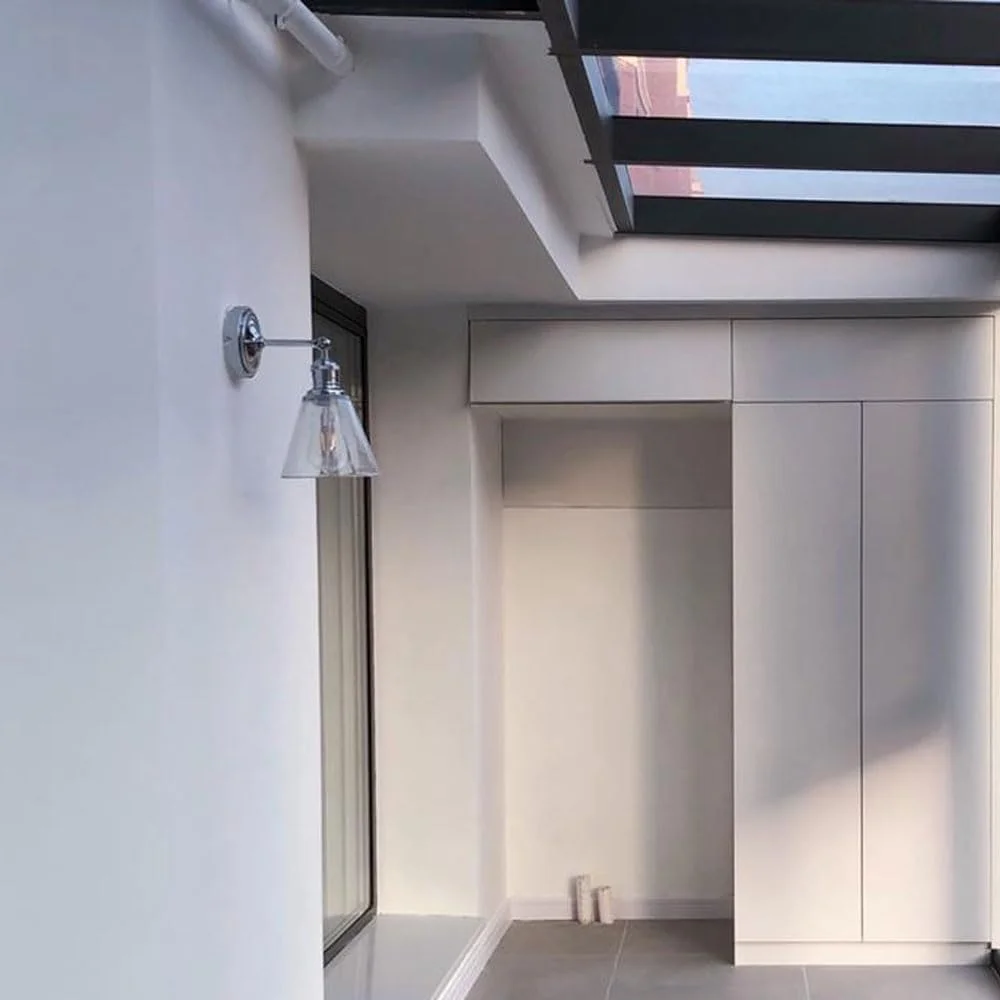 چراغ حمام کروم RXPVUXE، چراغ روشویی تکی وینتیج، چراغ دیواری صنعتی با سایه شیشه ای مخروطی شفاف، چراغ دیواری فلزی سیم کشی شده E27، چراغ دیواری دکوراسیون منزل اتاق خواب مزرعه