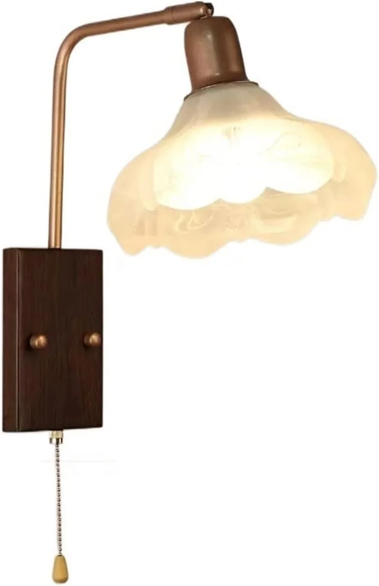 چراغ دیواری شمعدانی طرح چوب قدیمی، مناسب اتاق خواب، کنار تخت، راهرو و پس زمینه با حباب شیشه ای