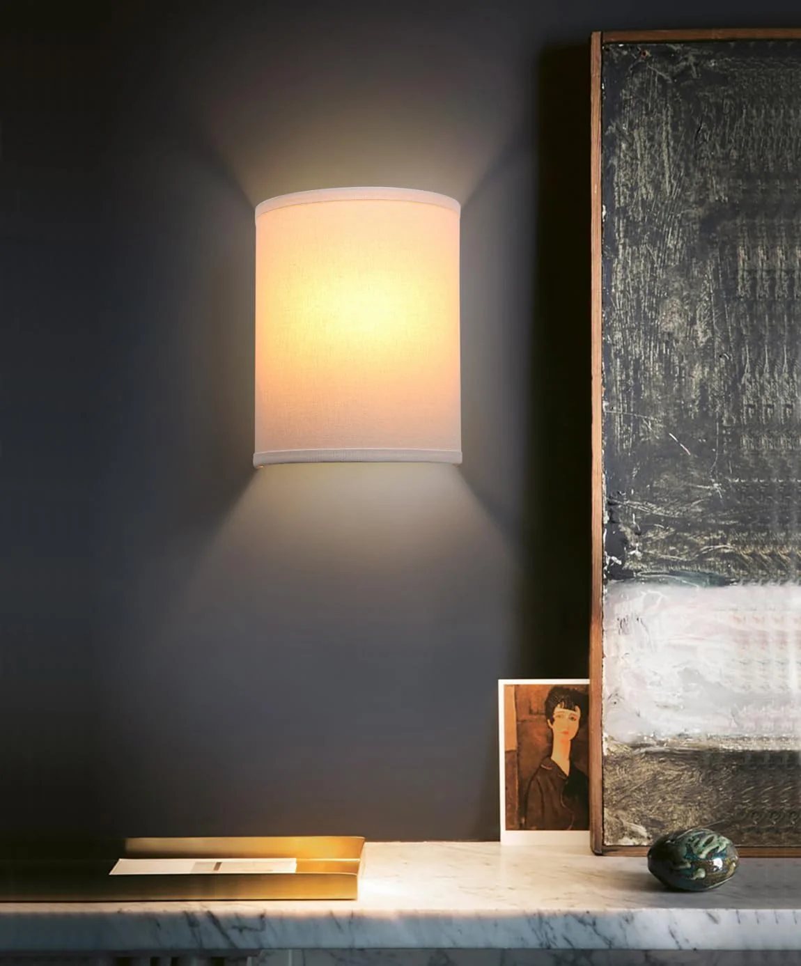 چراغ دیواری تکی پرمو با سبک صنعتی و قدیمی، مناسب کنار تخت، چراغ خواب، با سایه پارچه ای نیم استوانه ای، مناسب برای مطالعه، اتاق خواب، اتاق نشیمن، اتاق غذاخوری و هتل (سفید)