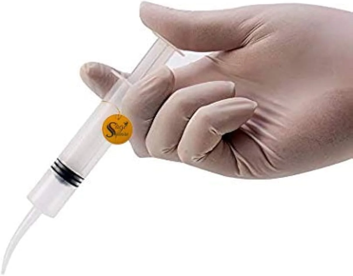 سرنگ غذا دهی دستی Sage Square با نوک منحنی برای پرندگان/ توله سگ/ بچه گربه/ سگ/ گربه/ همستر (12 میلی لیتر)