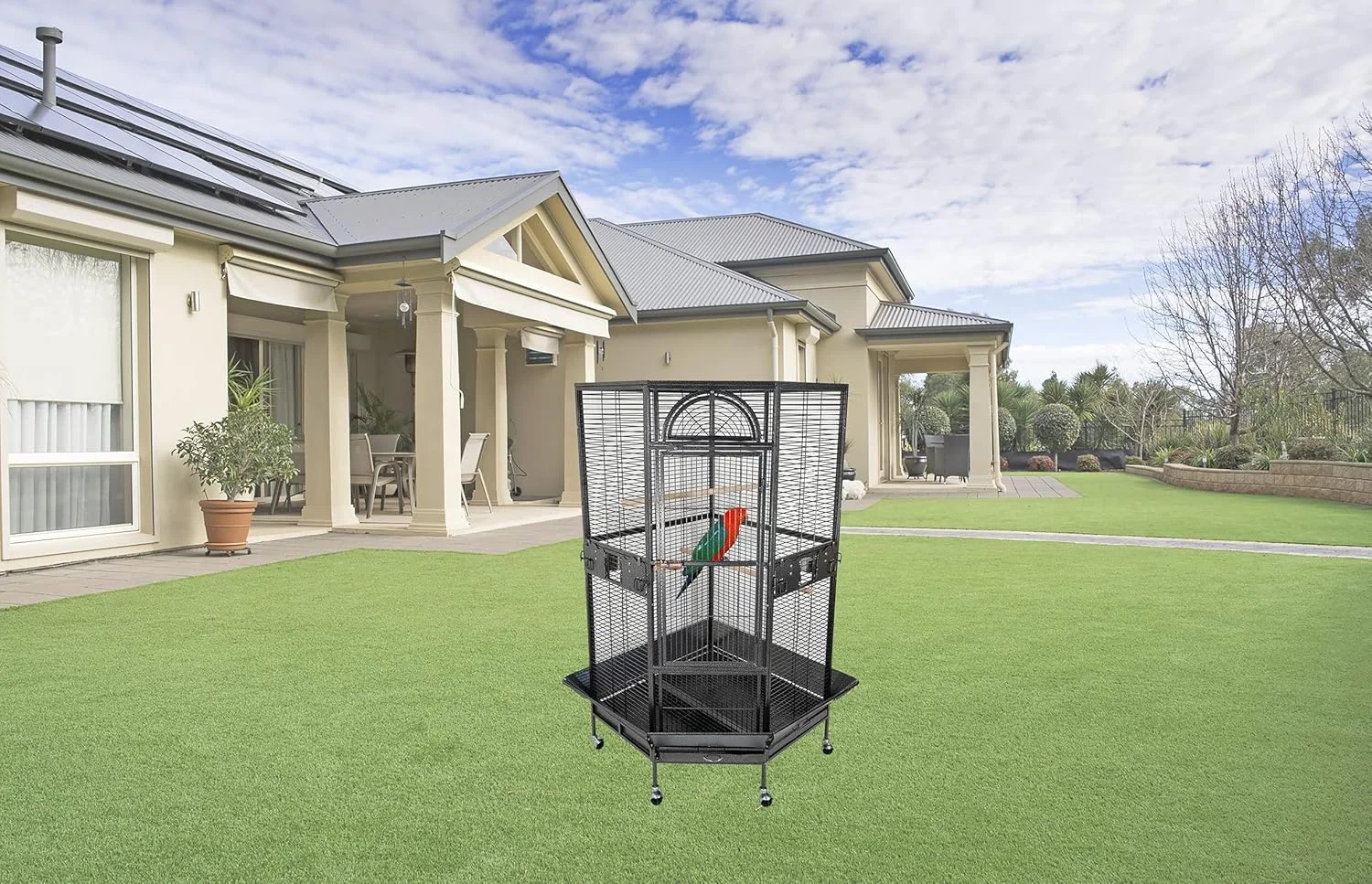 قفس پرنده با میله چوبی، کاسه های غذای استیل ضد زنگ، سینی جداشدنی و چرخ های جهانی، قفس پرنده با طراحی شش ضلعی، ایده آل برای طوطی ها، ماکائو ها و سایر پرندگان بزرگ 162 سانتی متر (مشکی)