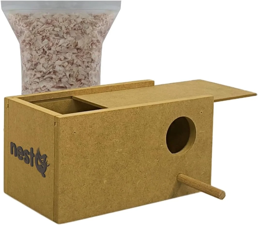 جعبه لانه سازی چوبی مرغ عشق با قلاب های محکم - زیستگاه پرورش پرندگان کوچک، جادار و سازگار با محیط زیست - خانه پرنده چوبی طبیعی با طراحی آسان تمیز شونده - طول 20 سانتی متر