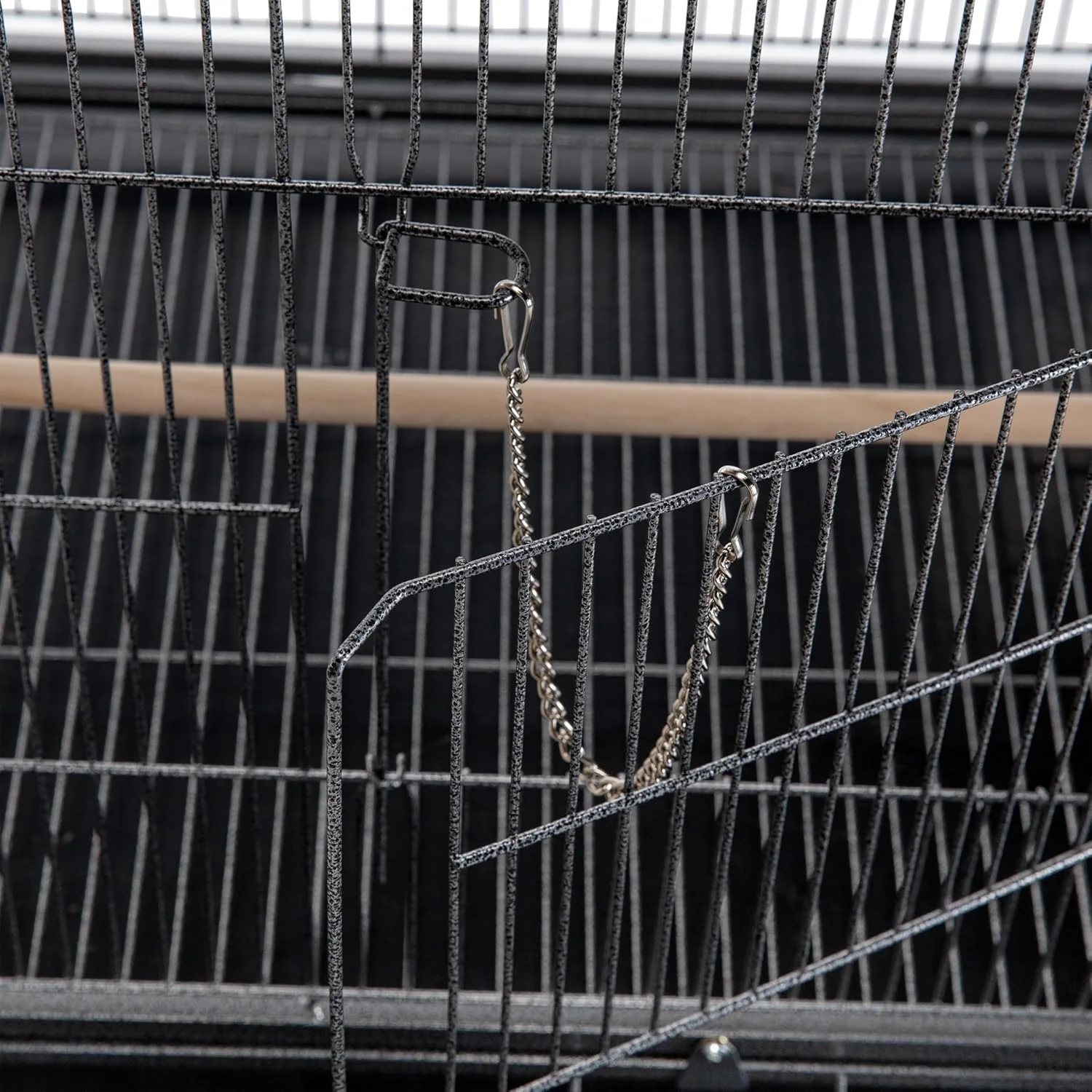 Egardenkart، قفس پرنده فوق العاده بزرگ - 153 سانتی متر، قفس پرندگان آهنی فرفورژه با پایه چرخ دار | قفس طوطی با رنگ ضد زنگ، نشیمنگاه های چوبی، غذاخوری ها | قفس بزرگ پرنده با سینی تمیز شونده آسان (خیلی بزرگ)