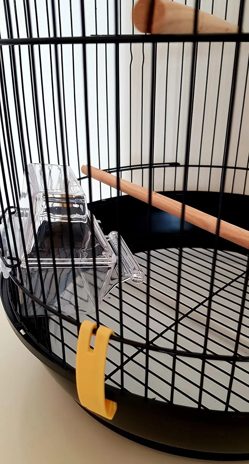 قفس بزرگ پرنده، دارای ظرف غذا، تاب و میله چوبی مناسب برای طوطی های کوچک و متوسط مانند کانور، پاراکیت، مرغ عشق، کوتوله برزیلی، عروس هلندی، قناری و فنچ طلایی