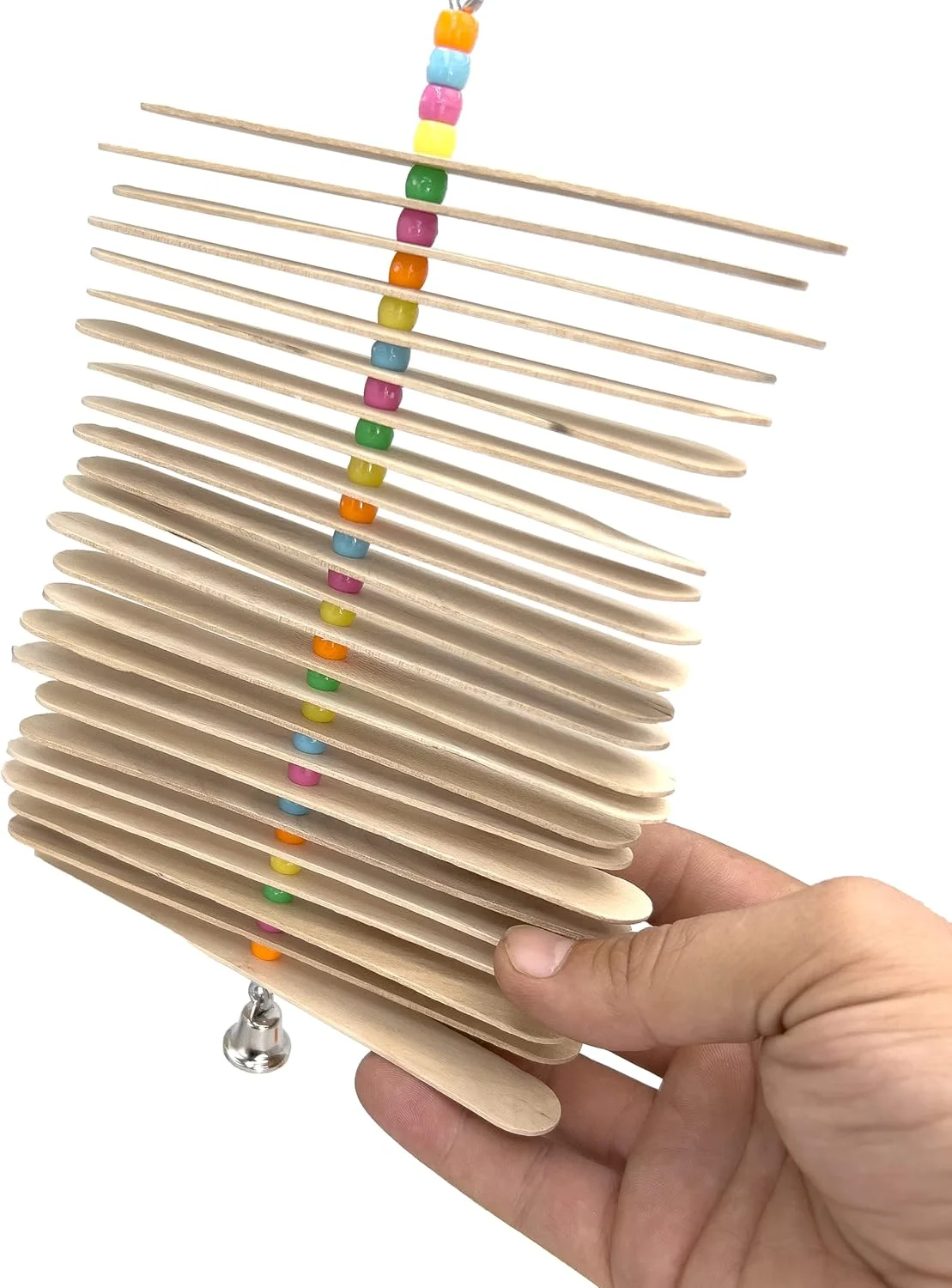 اسباب بازی پرنده ماندارین مدل 1113 M&M - جویدنی چوب طبیعی، اسباب بازی دست ساز چوبی برای قفس پرنده، چوب های چرخان، مهره های پلاستیکی رنگارنگ، طراحی شکستنی، سرگرمی عالی برای پرندگان خانگی سایز متوسط