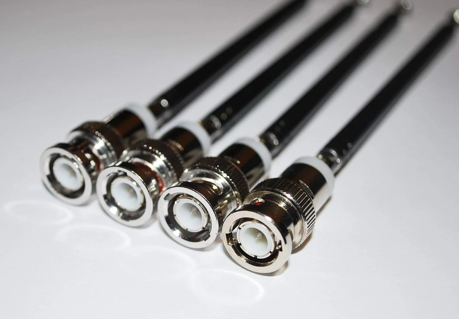 آنتن تلسکوپی 4 عددی onlineservice-usa با اتصالات BNC برای اسکنر رادیویی قابل حمل