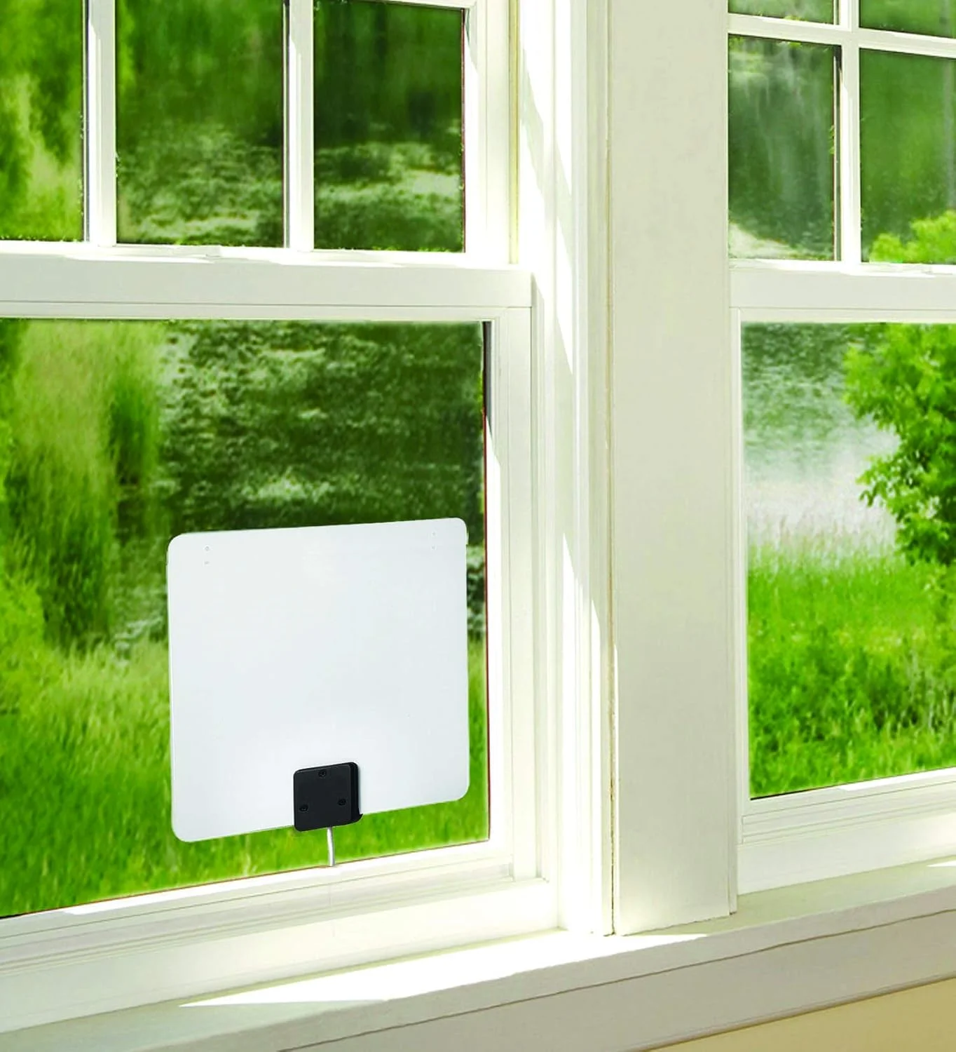 آنتن داخلی باریک RCA HDTV - آنتن فیلم نازک برگشت پذیر با دریافت چند جهته VHF و UHF HDTV. برد 35 مایل. پشتیبانی از تلویزیون های 4K/8K 1080p