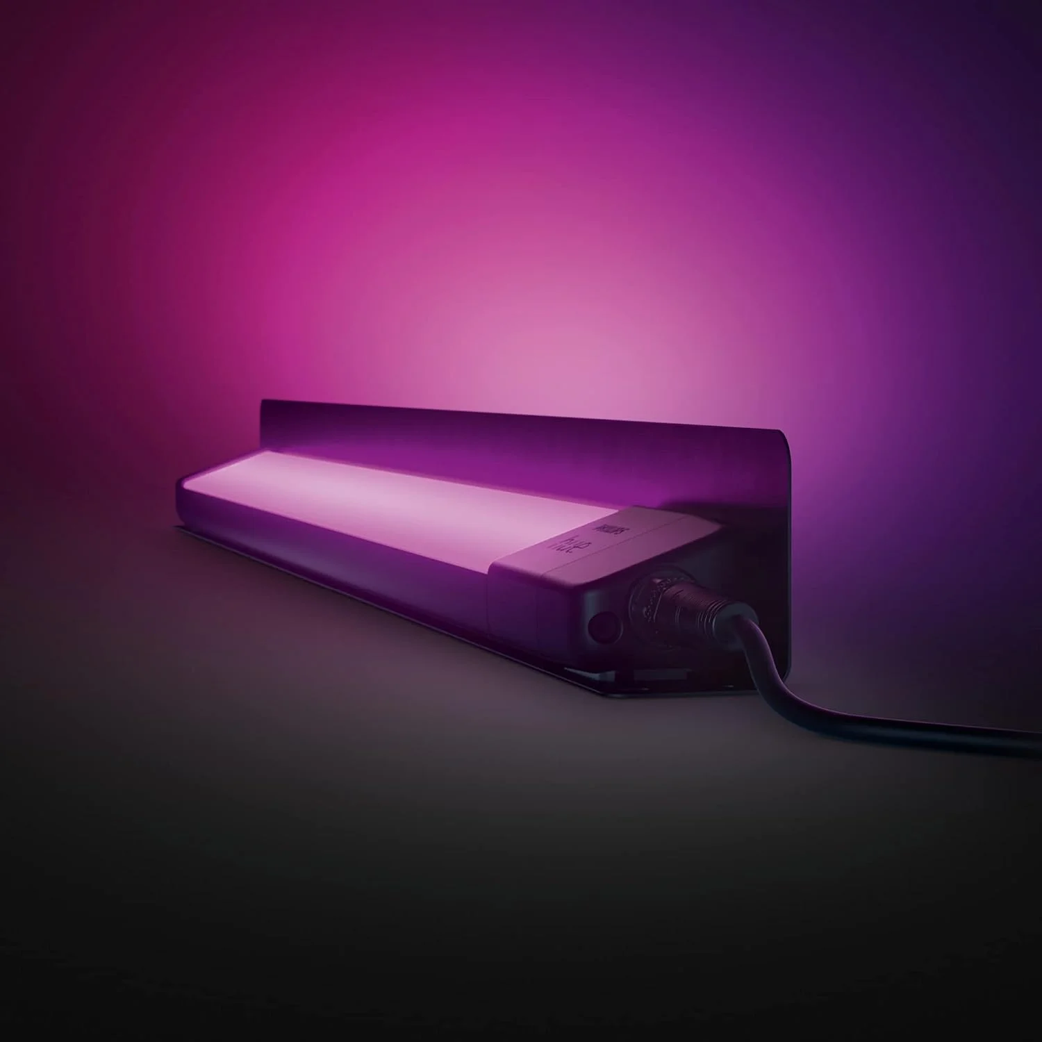 چراغ هوشمند LED بیرونی Philips Hue Amarant White and Colour Ambiance [فقط توسعه دهنده]، نیاز به Hue Bridge + Base Kit (جداگانه فروخته می شود)، کار با Alexa، Google Assistant و Apple Homekit.