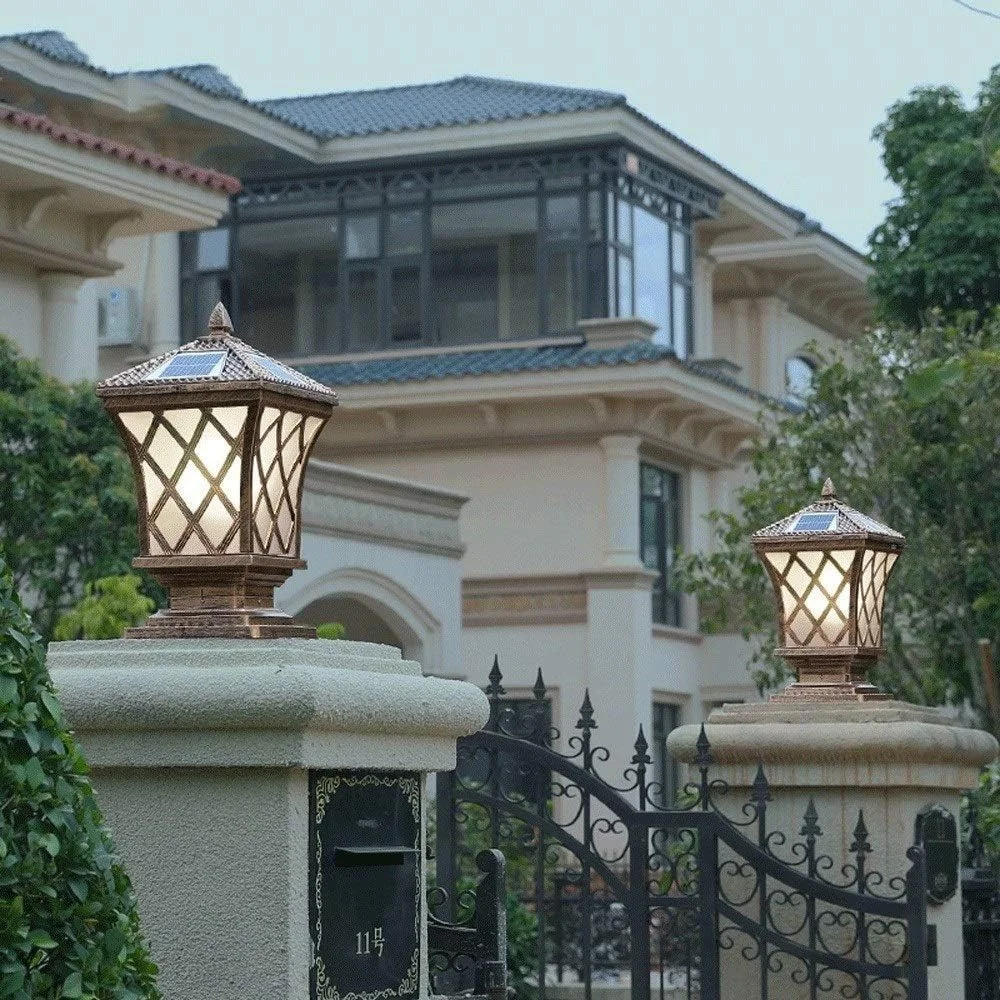 چراغ سر ستونی خورشیدی مربعی آلومینیومی ضد آب، چراغ LED ستونی برای روشنایی فضای باز باغ، ویلا، حیاط، محوطه سازی (اندازه: ارتفاع: 45 سانتی متر)