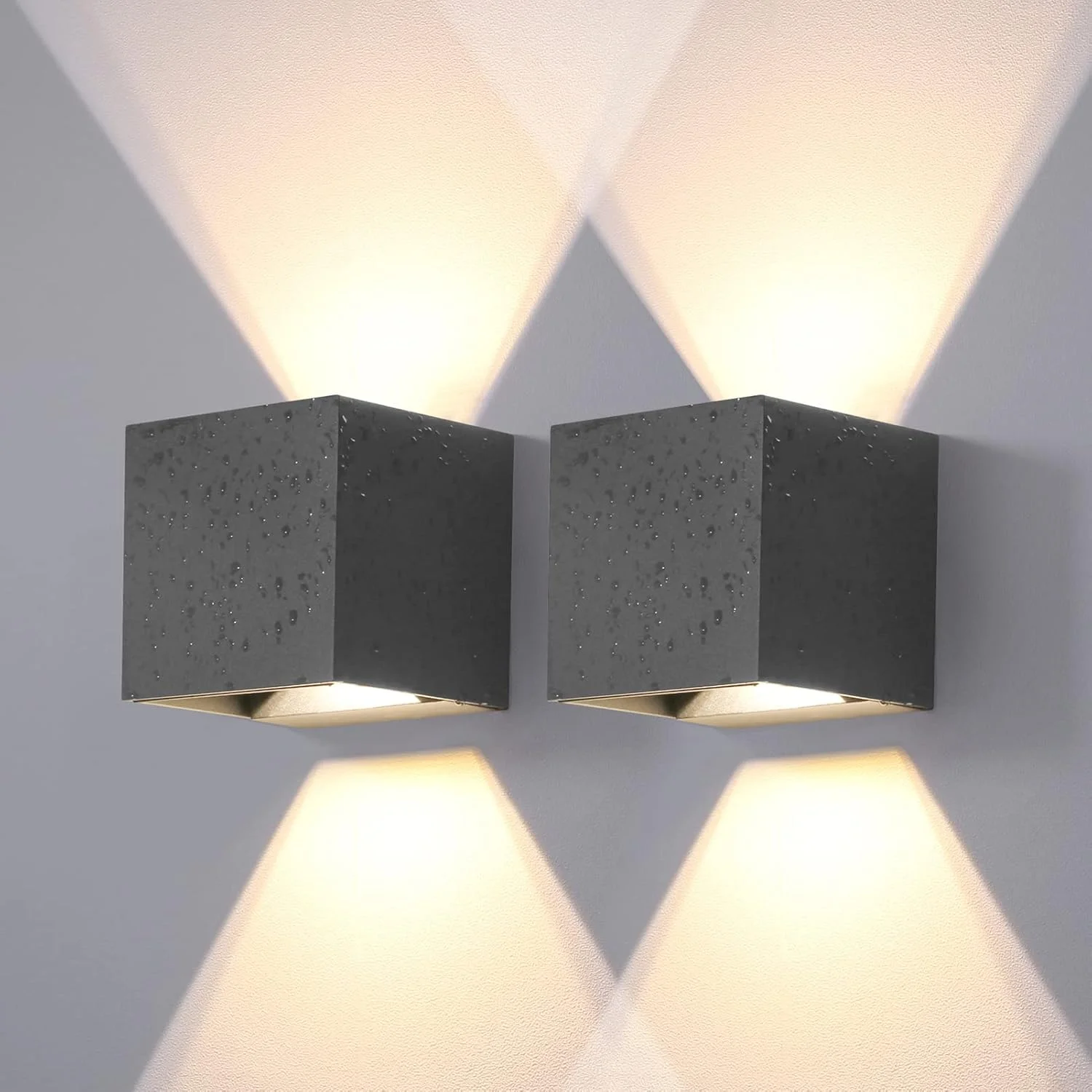 چراغ دیواری LED داوالایت مناسب فضای باز، 2 عدد، 12 وات 925 لومن 3000 کلوین، چراغ های دیواری مدرن بالا و پایین IP65 ضد آب، چراغ دیواری مربعی برای بالکن باغ در فضای باز، نورپردازی با قابلیت تنظیم زاویه پرتو، خاکستری تیره