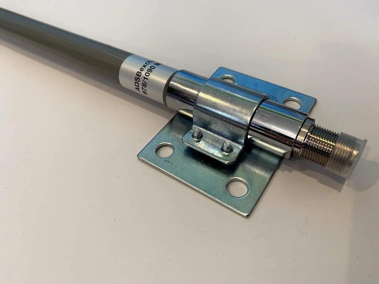 آنتن مادگی N-Type با توان 5.5dBi مدل ADSBexchange برای فرکانس های 1090/978 - طول 24 اینچ