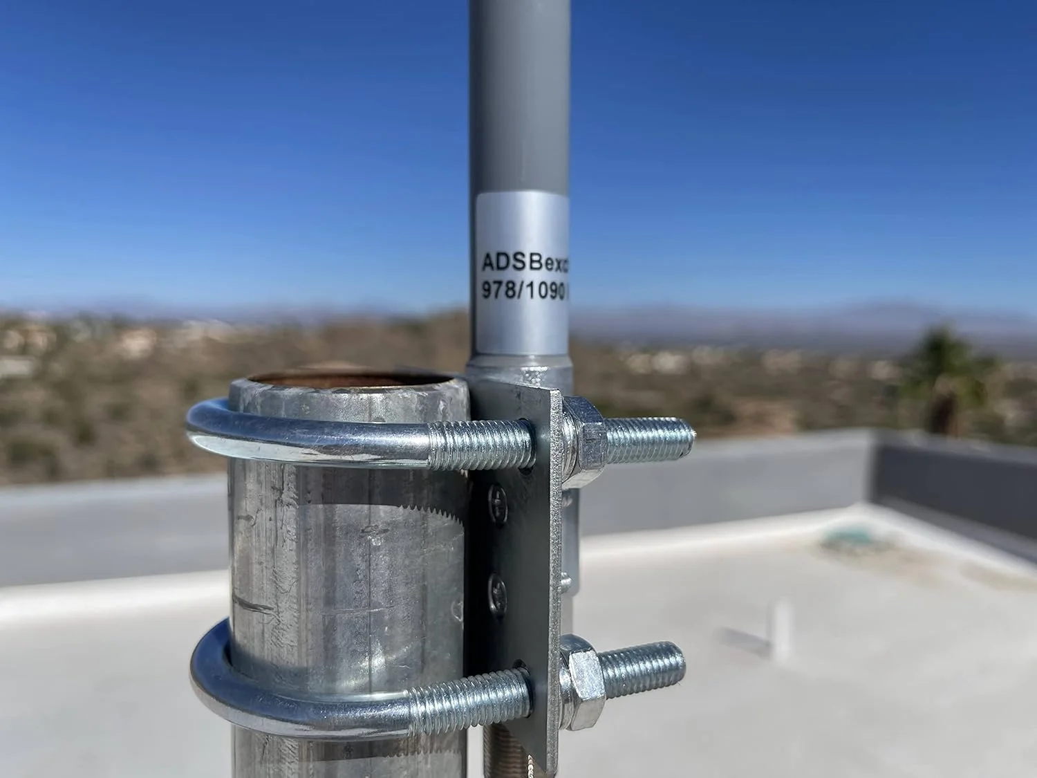 آنتن مادگی N-Type با توان 5.5dBi مدل ADSBexchange برای فرکانس های 1090/978 - طول 24 اینچ