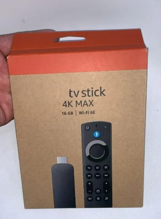 فایر تی وی استیک 4K MAX نسخه جدید 2025 گلوبال ادیشن با 16 گیگابایت حافظه داخلی (نسل دوم ریموت و نسل دوم دستگاه با وای فای 6) با ریموت الکسا