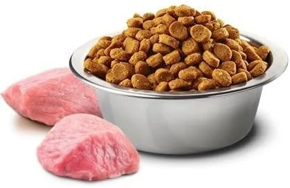 غذای خشک سگ نژاد بزرگ و متوسط فارمینا N&D پرایم با طعم مرغ و انار - 2.5 کیلوگرم