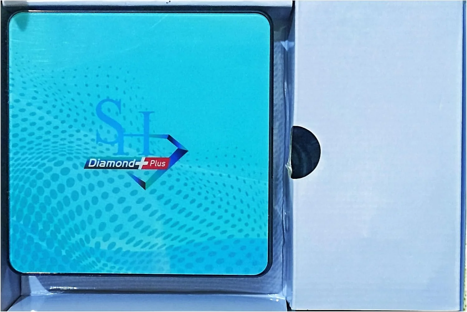اندروید باکس SH Diamond Plus، ۱۶ گیگابایت رم، ۲۵۶ گیگابایت حافظه داخلی، بلوتوث 2.4G/5.8G، پشتیبانی از 8K، یوتیوب، نتفلیکس و سایر+